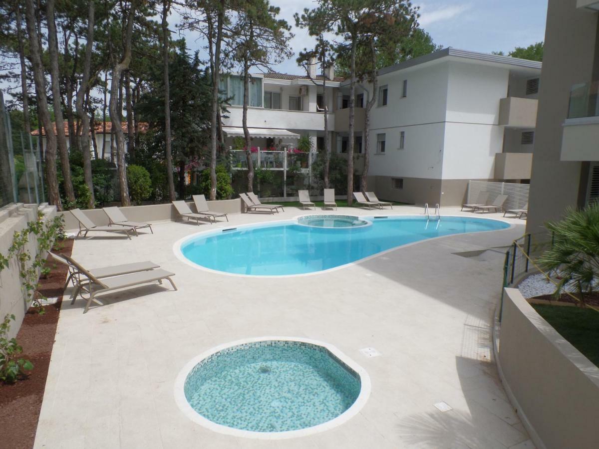Residence Melograno Bibione Exterior foto