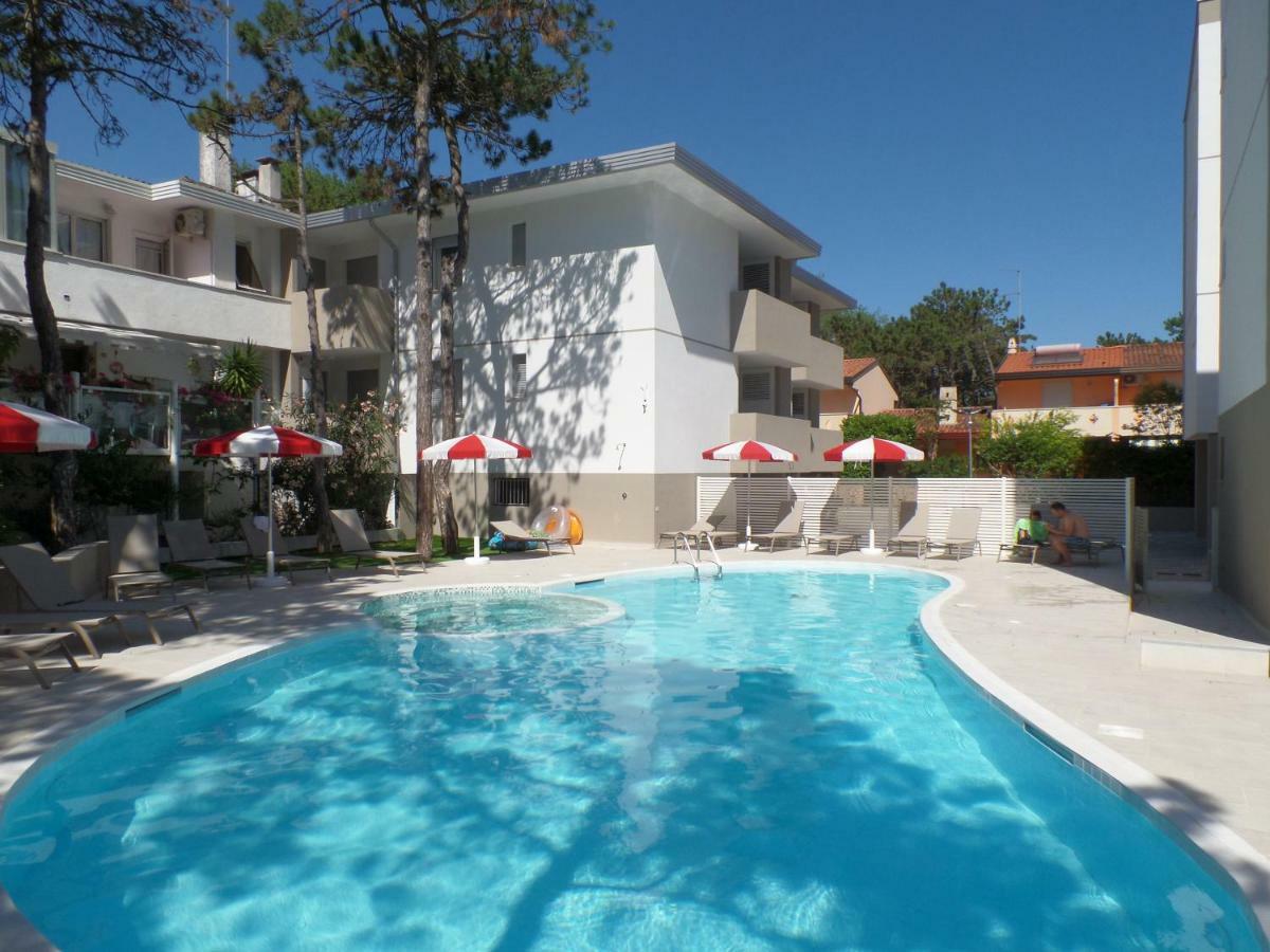 Residence Melograno Bibione Exterior foto
